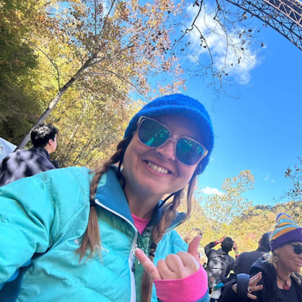 Meet your Posher, Angela